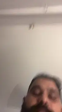 beerboy2222 online show from April 3, 7:10 pm