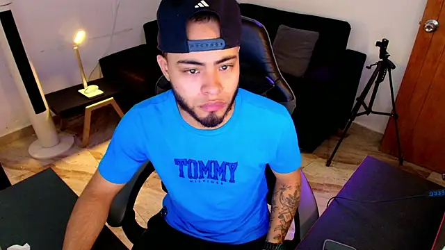 Xanderstone00 online show from March 14, 2:02 pm