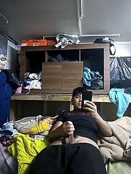 Fernando Yoo online show from March 25, 8:35 pm