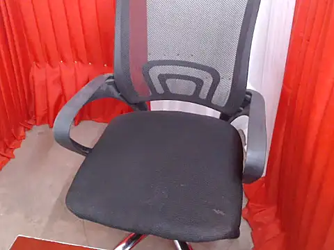 ilove matthew19 online show from February 12, 10:10 am