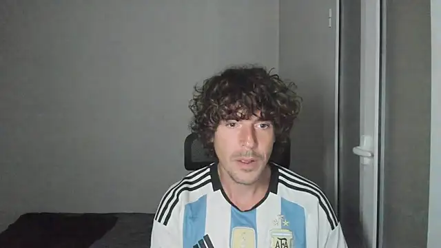joaquin420 hot online show from April 26, 6:48 pm