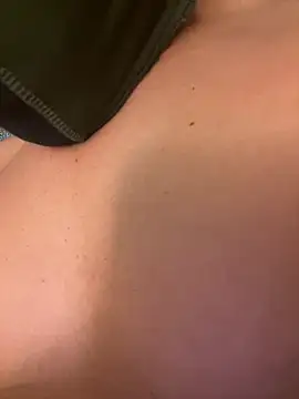 PeterParker99 online show from April 1, 9:12 pm