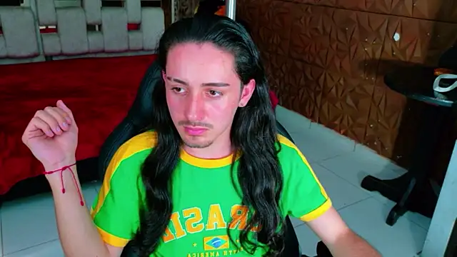 Angelis Savage online show from February 10, 6:45 pm