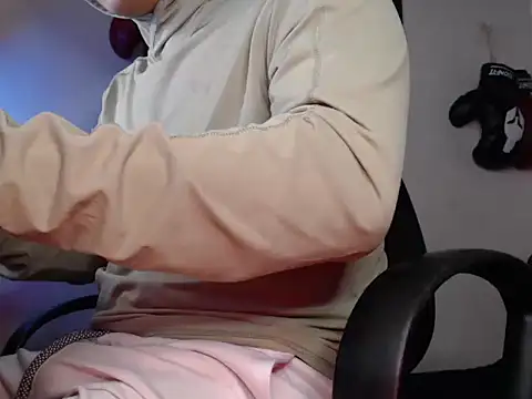 david hot crazy online show from March 9, 11:43 pm