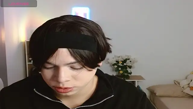 Sam sammy online show from February 19, 12:23 pm