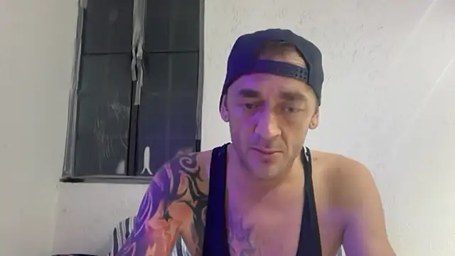 Bdsmboibhh online show from April 14, 1:11 pm