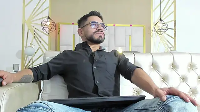 HotPulse vc online show from March 10, 12:33 pm