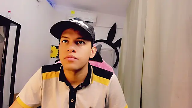 Top and bottom online show from April 16, 8:31 pm