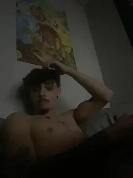 benriskey12 online show from February 17, 8:13 am