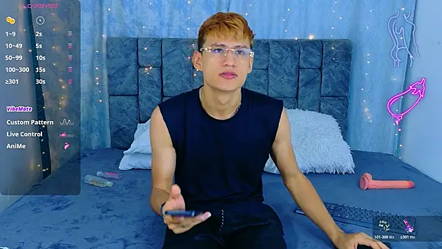NicolasTorrez online show from April 28, 2:06 am