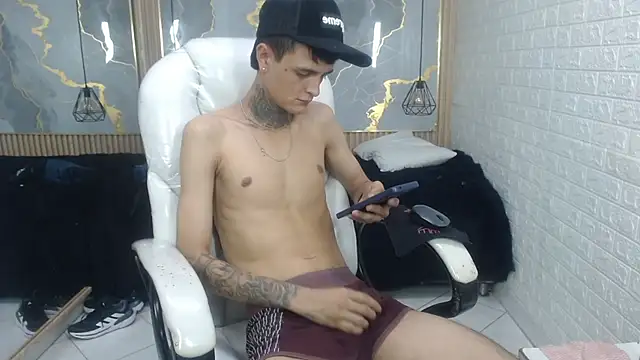 benjamin anthony online show from May 13, 3:25 am