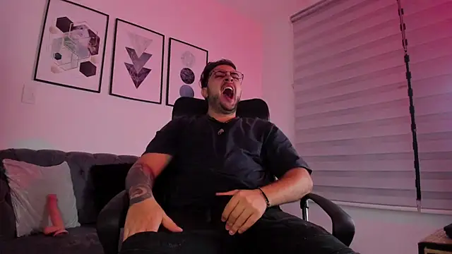 ethan grace online show from March 18, 12:19 pm