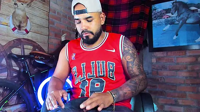 dominic jonson online show from March 18, 7:39 pm