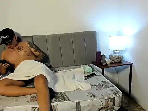 JoelPollas online show from February 12, 6:52 am