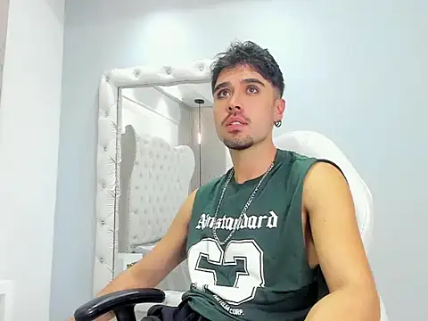 BrunoTurnerr online show from February 14, 8:37 pm