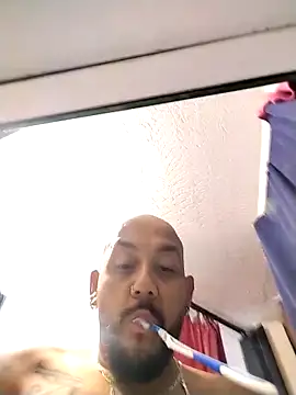 King bear 25 online show from April 30, 5:20 pm