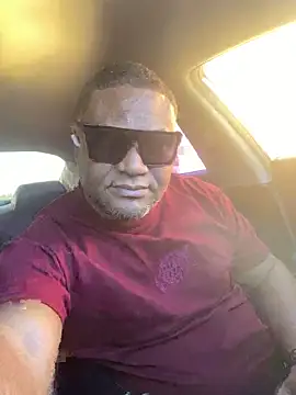 Rrgomez01 online show from February 14, 6:47 pm