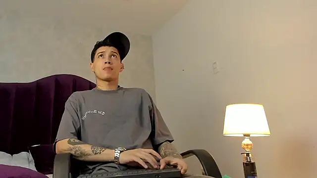 JoshBeech online show from March 7, 1:31 pm