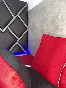 Lucian-greyy online show from June 7, 8:54 am