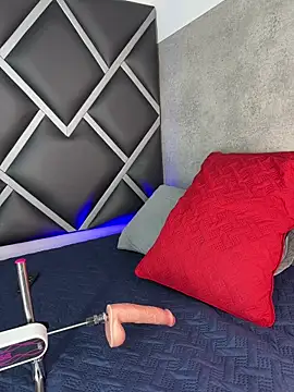 Lucian-greyy online show from March 26, 4:16 am