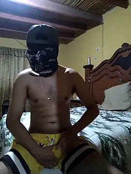 Cholo1096 online show from April 2, 6:32 am