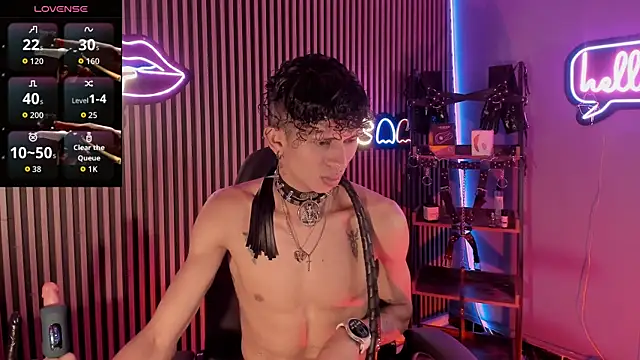 Maximoking26 online show from April 21, 2:51 am