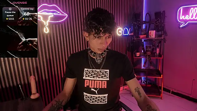 Maximoking26 online show from April 20, 4:48 am