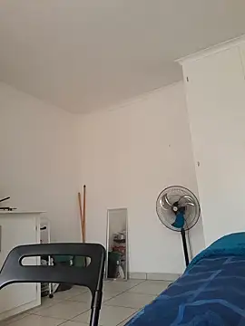 iwantolderwmn online show from March 5, 12:01 pm