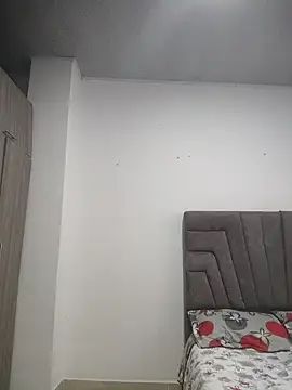 jeanx84 online show from February 17, 1:54 pm