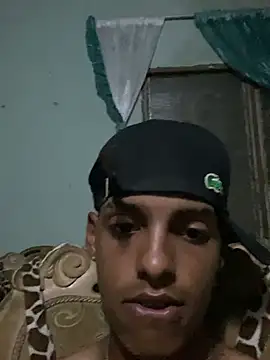 Alee 2005 online show from April 25, 7:55 am