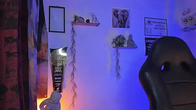 Rob zaens33 online show from February 28, 3:33 pm