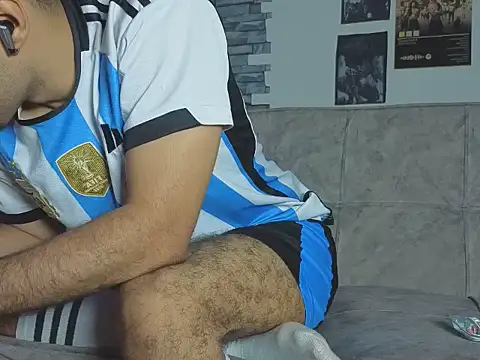 Justdavid  online show from April 26, 12:08 am