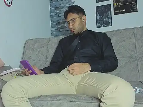 Justdavid  online show from April 28, 6:12 pm