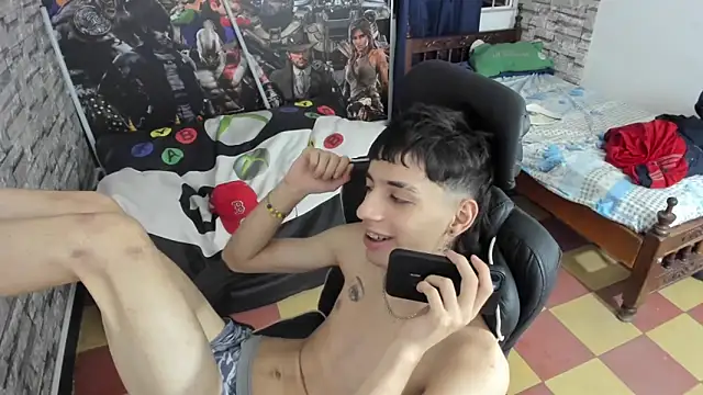 wex 077 online show from April 28, 2:27 am