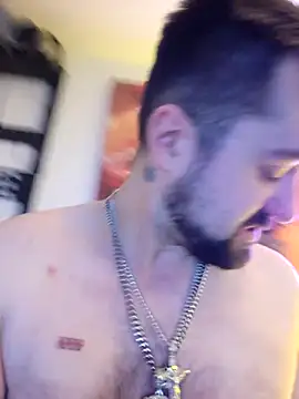 LargeLith online show from April 20, 9:06 pm