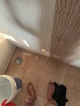 youngboywithcurvymilf online show from March 8, 3:43 am