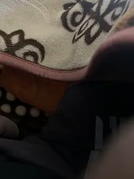 youngboywithcurvymilf online show from March 14, 1:51 pm