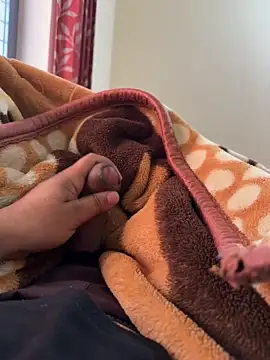 youngboywithcurvymilf online show from March 12, 1:13 am