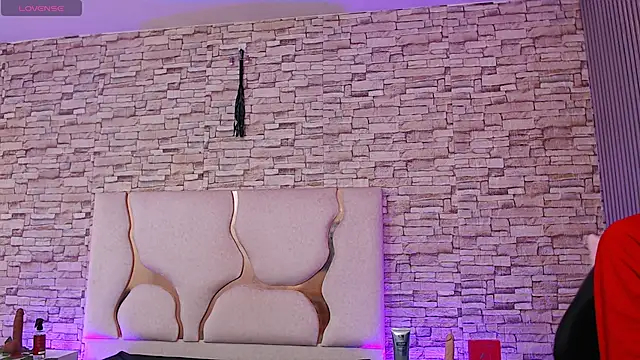 keahi tay online show from April 30, 7:10 pm