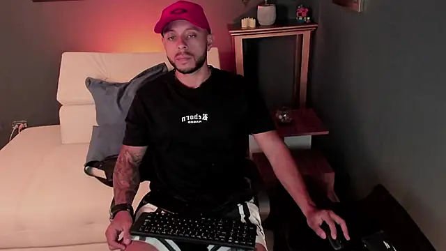 Daniel kingx online show from April 14, 1:54 pm