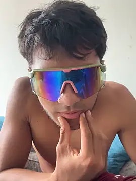 hardbody 19 online show from April 7, 8:31 pm