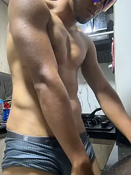 hardbody 19 online show from March 29, 2:55 am