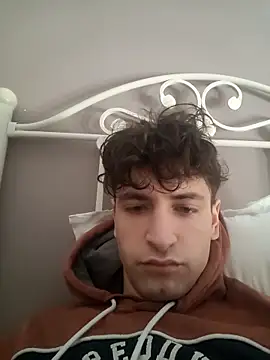 gigiost online show from March 6, 11:18 am