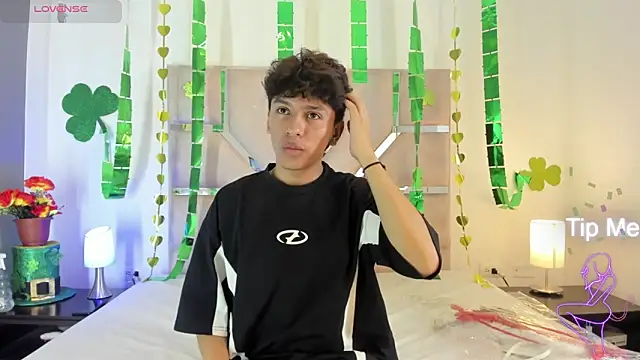 Angel Lux online show from March 9, 7:19 pm