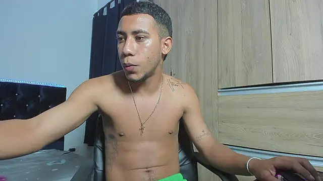 skinny rich77 online show from February 20, 6:26 am