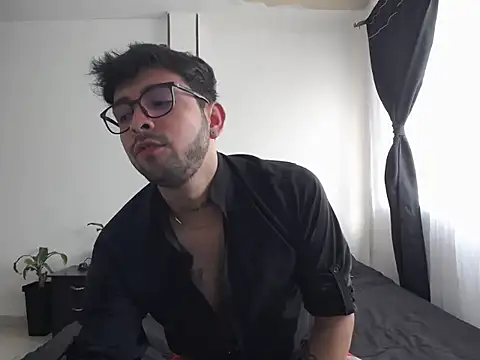 Fucklyon online show from February 24, 8:31 pm