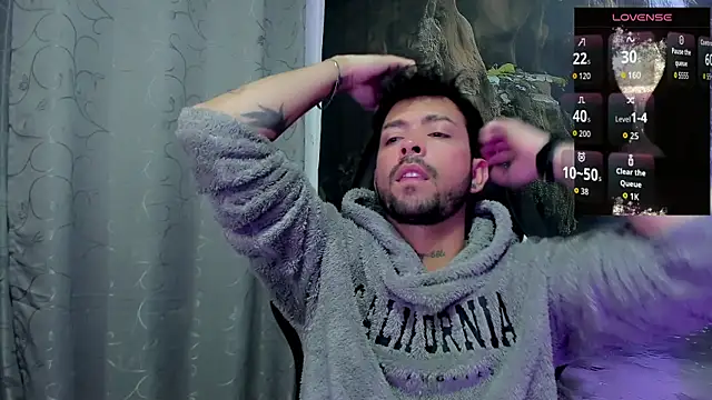 Fucklyon online show from February 19, 8:22 am