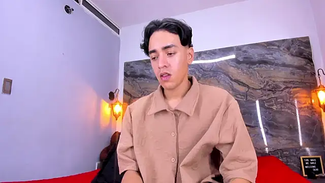 Mick-lollipop online show from March 18, 8:01 pm