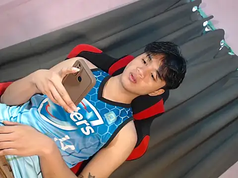 blaze tylerxx online show from April 6, 12:51 am