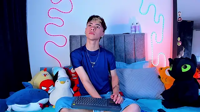 Callum 777 online show from May 12, 4:10 am